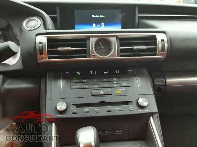 LEXUS IS250 2015 - JTHCF1D22F5021875