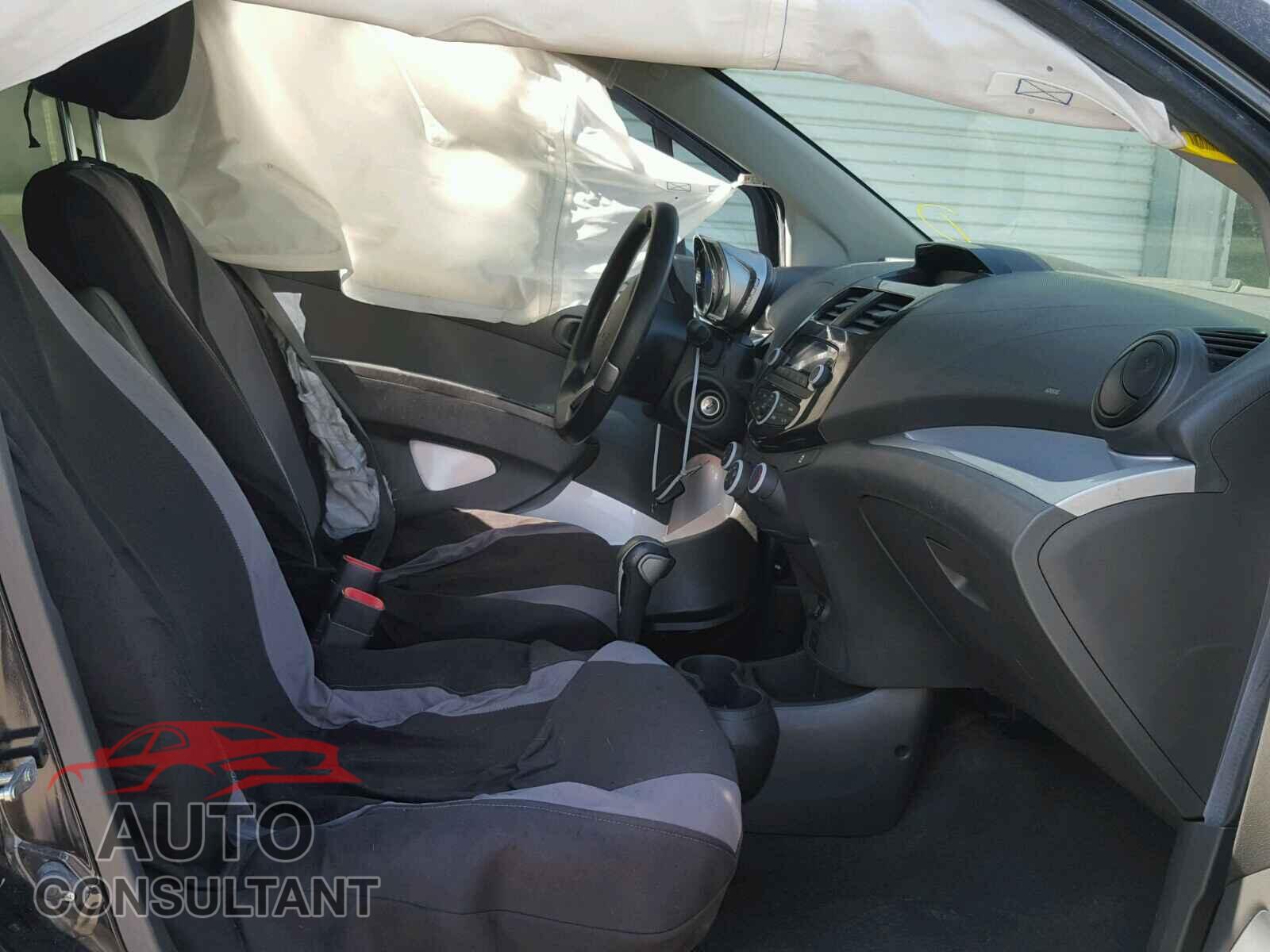 CHEVROLET SPARK 2015 - KL8CB6S91FC800733