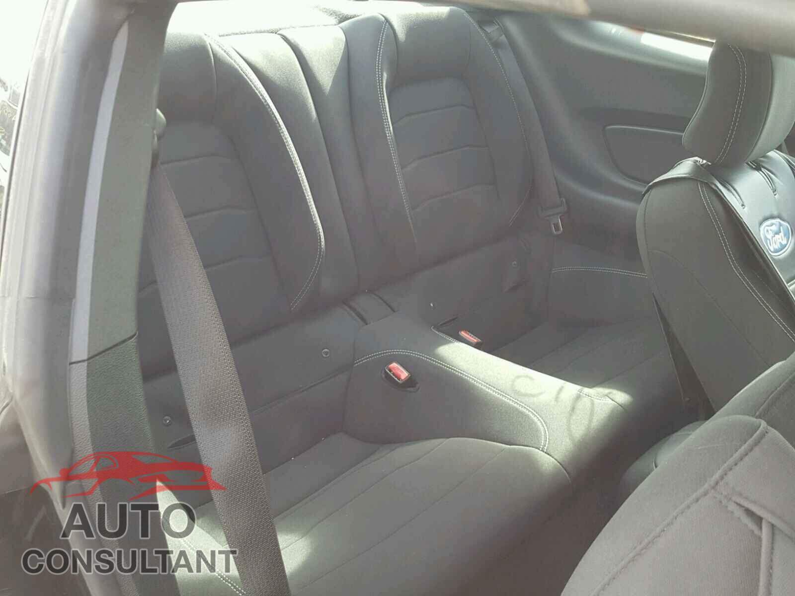 FORD MUSTANG 2017 - 1FA6P8CF1H5243678