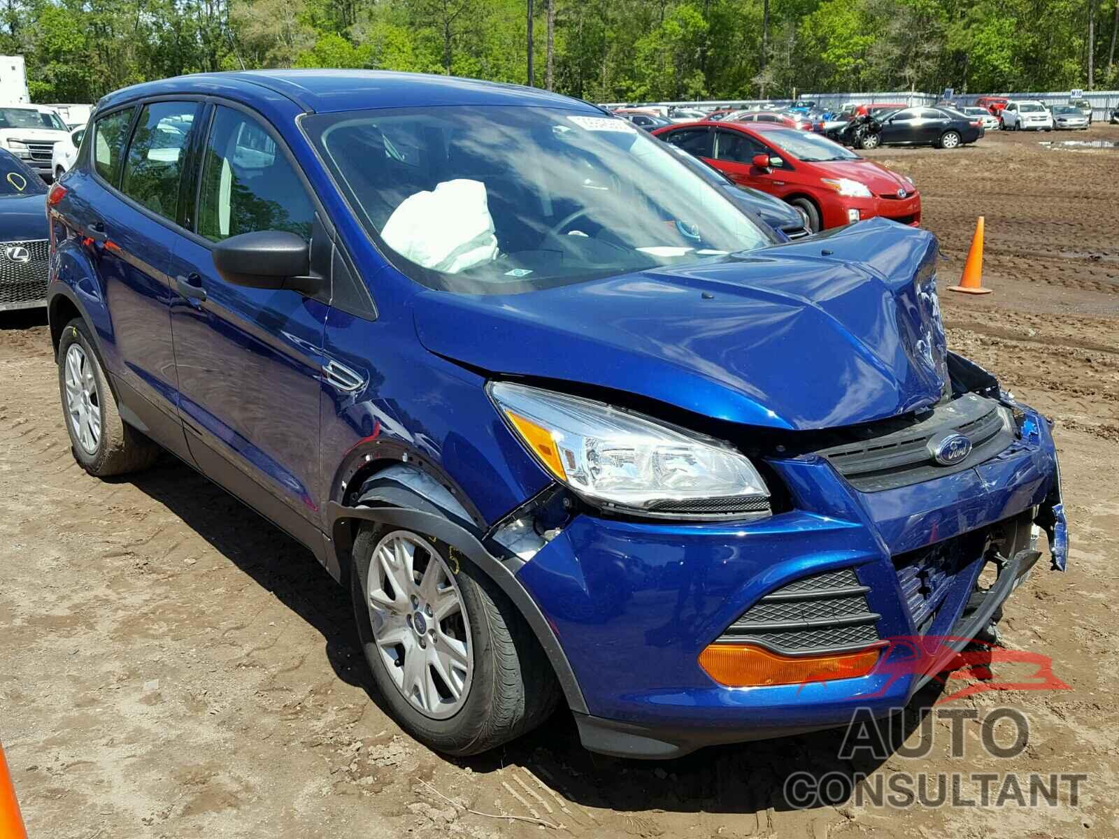 FORD ESCAPE 2015 - 1FMCU0F71FUB24975