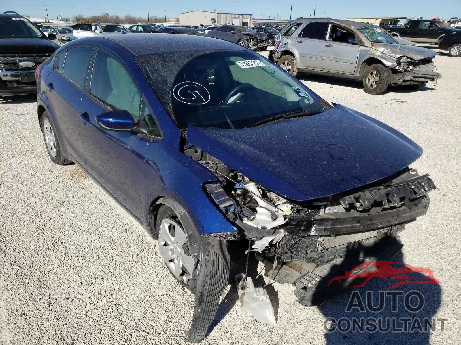 KIA FORTE 2018 - 3KPFK4A74JE182818