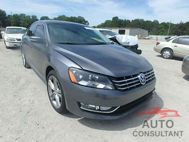 VOLKSWAGEN PASSAT 2015 - 1VWCV7A39FC049590