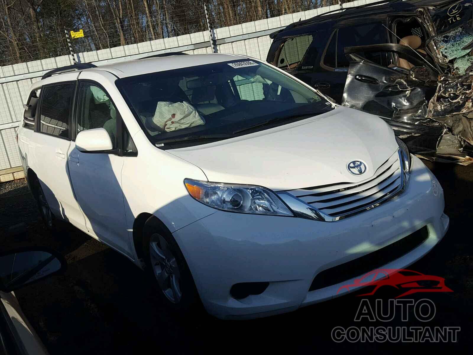 TOYOTA SIENNA 2016 - 5TDKK3DC3GS727049