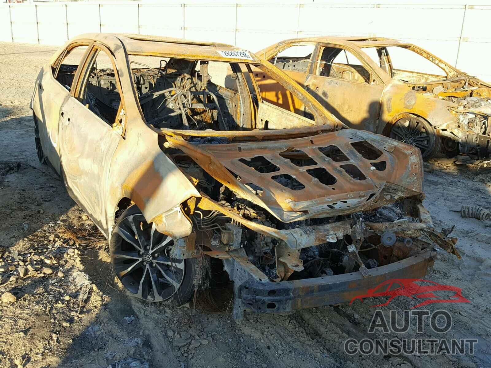 TOYOTA COROLLA 2017 - 5YFBURHEXHP719338