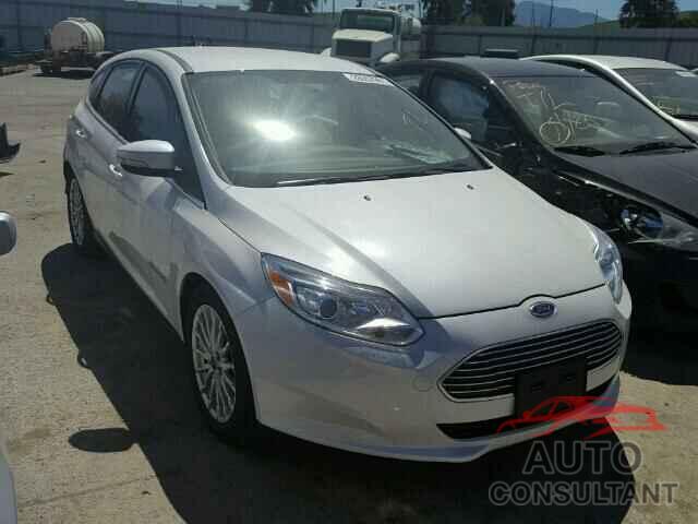 FORD FOCUS 2015 - 1FADP3R4XFL269687