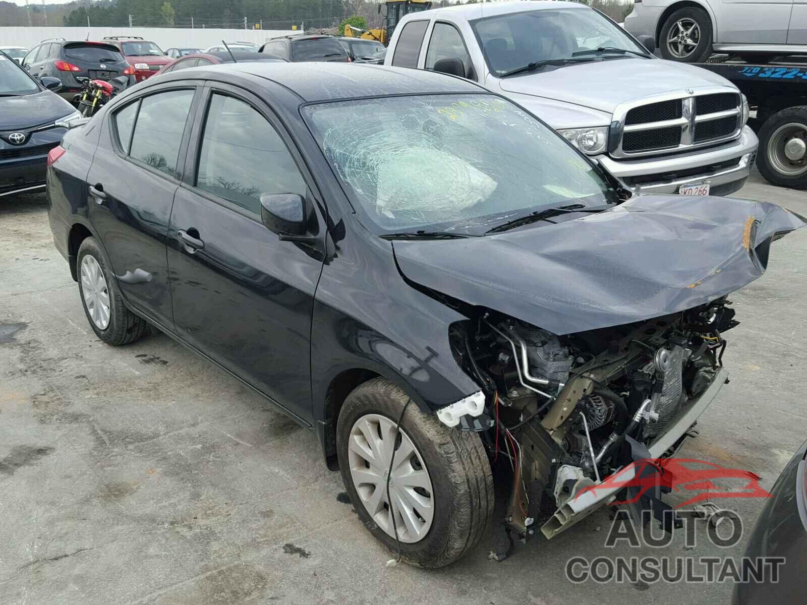NISSAN VERSA 2017 - 3N1CN7AP3HL892720