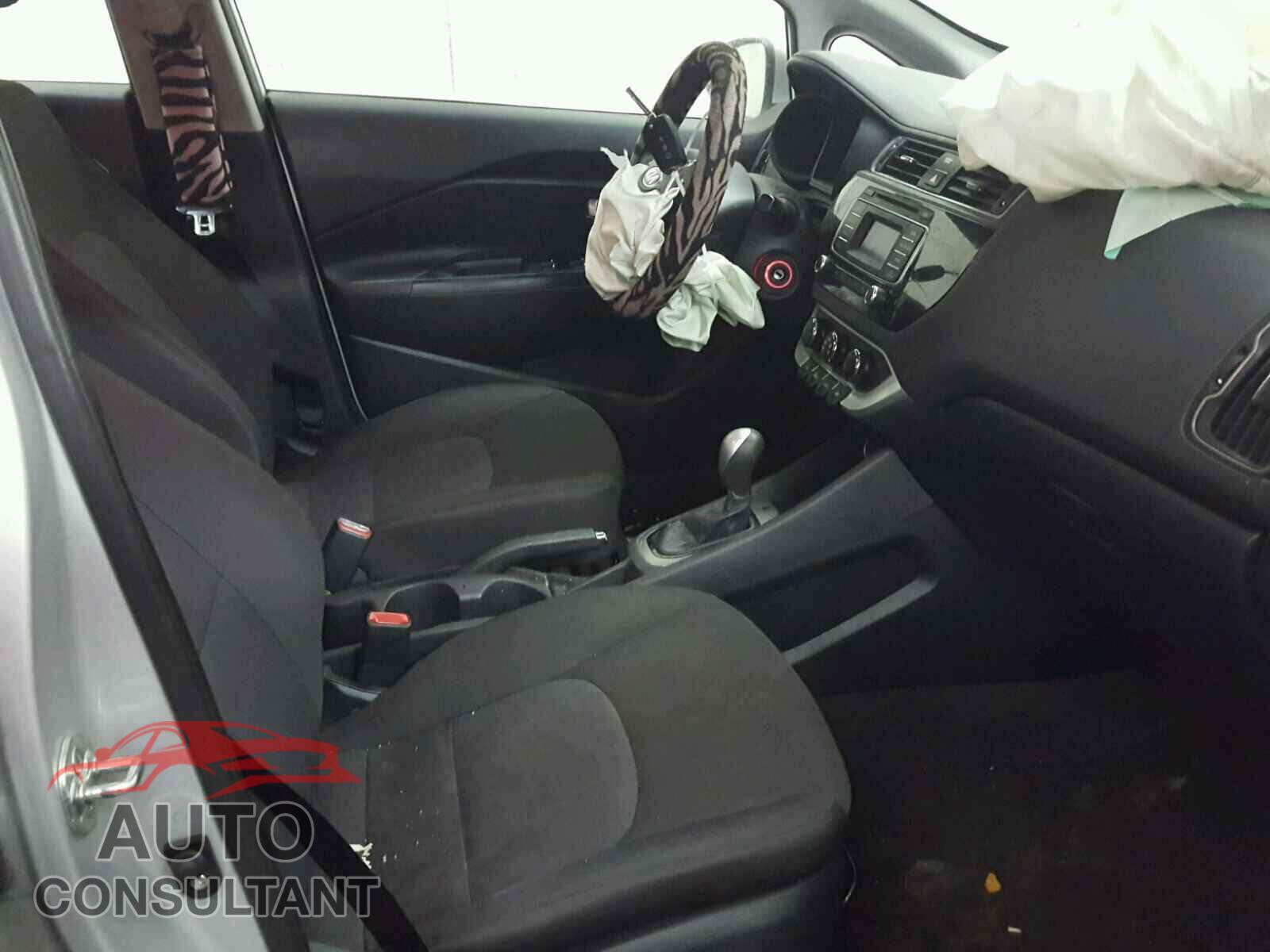 KIA RIO 2016 - KNADM4A36G6548921