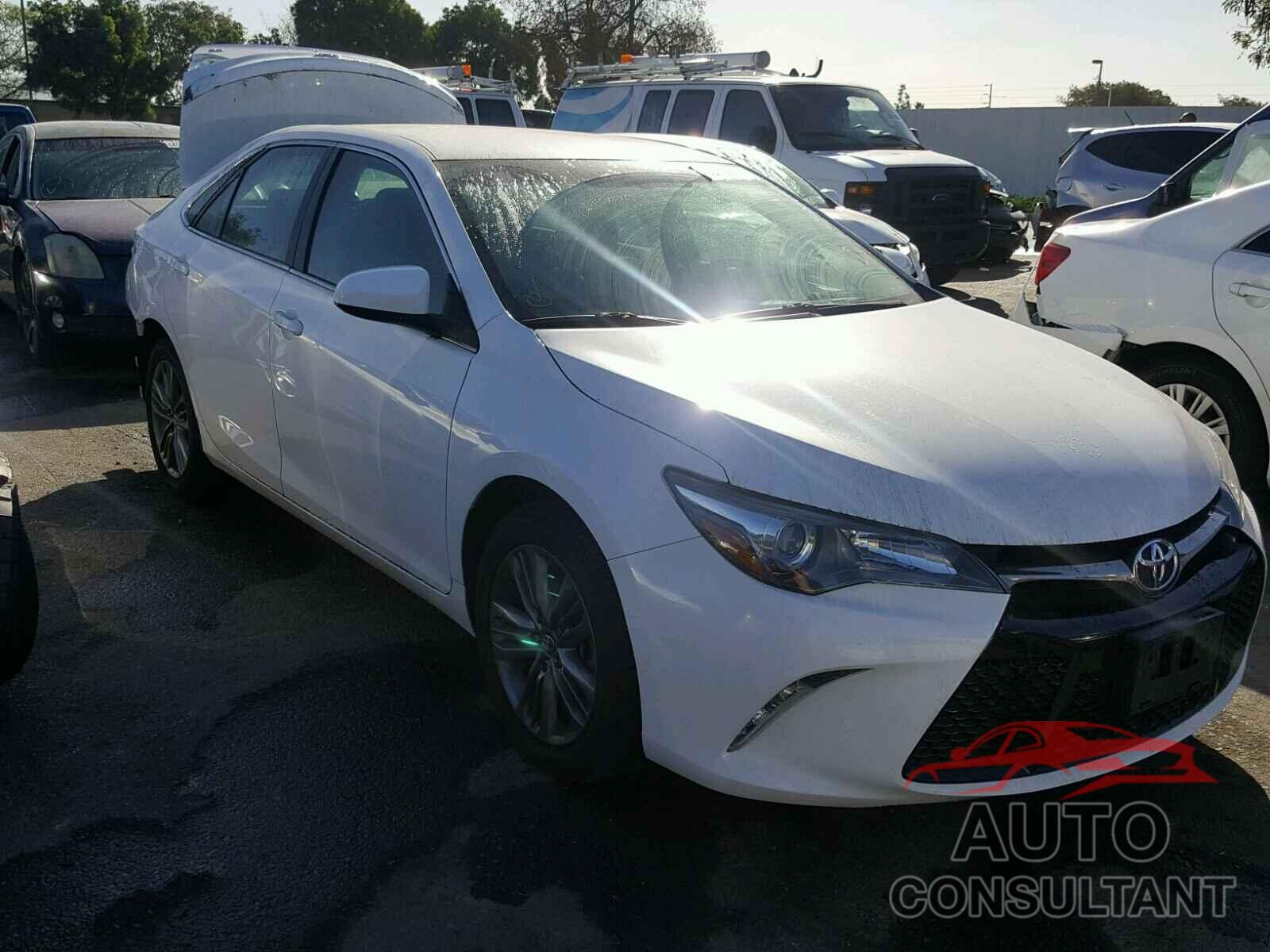 TOYOTA CAMRY 2016 - 4T1BF1FK0GU215883