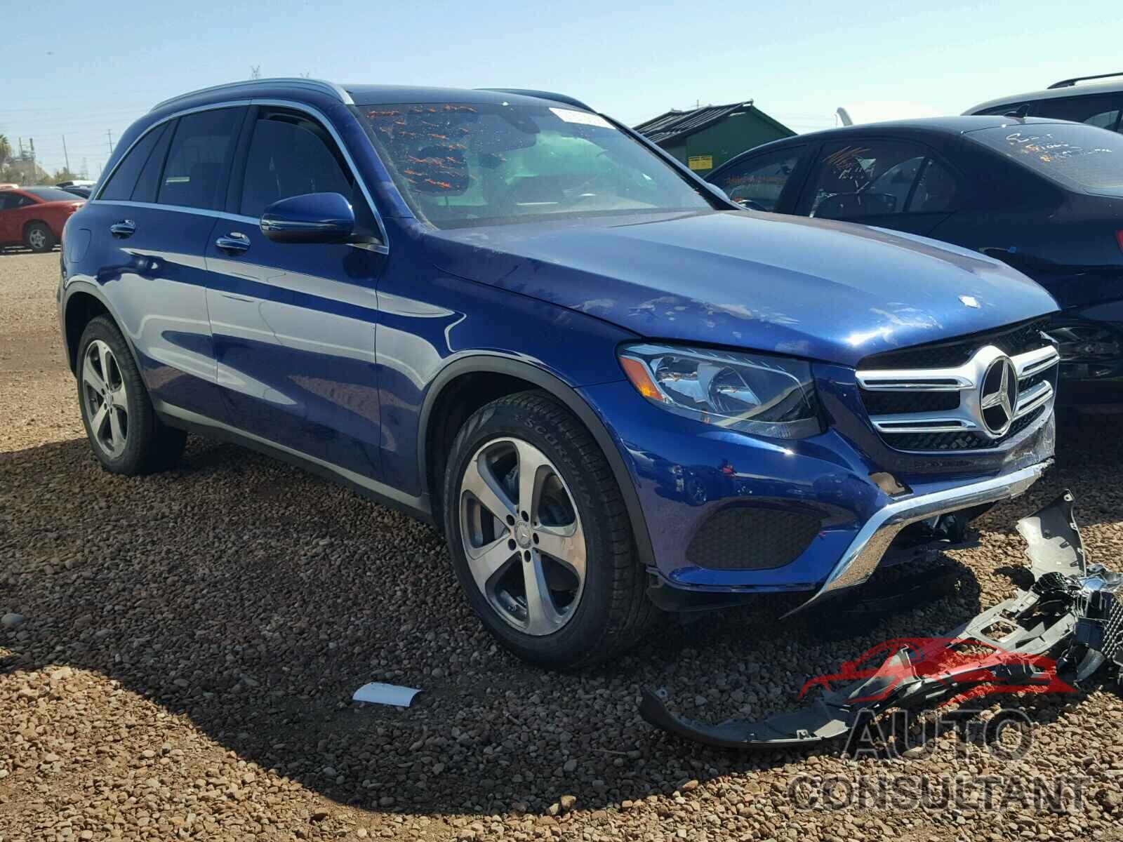 MERCEDES-BENZ GLC300 2017 - WDC0G4JB4HF139957