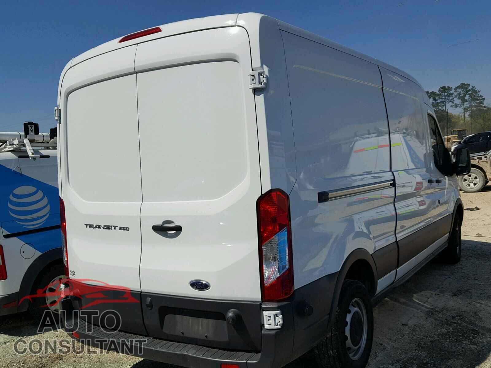 FORD TRANSIT CO 2016 - 1FTYR2CM3GKB42621