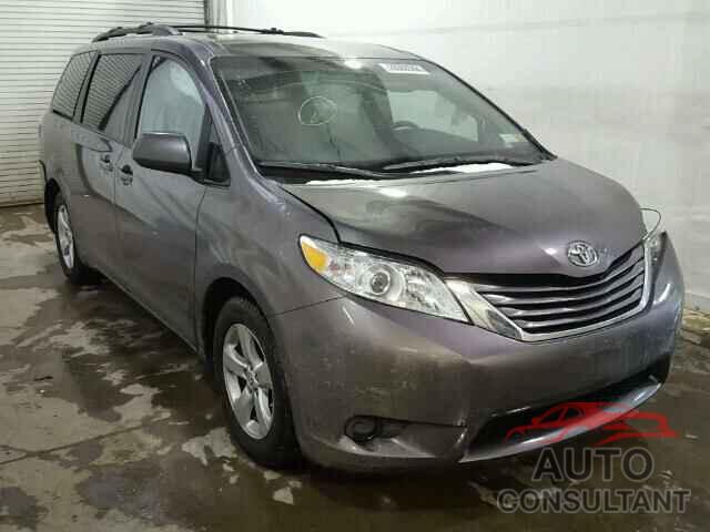 TOYOTA SIENNA 2015 - 5TDKK3DC5FS576746