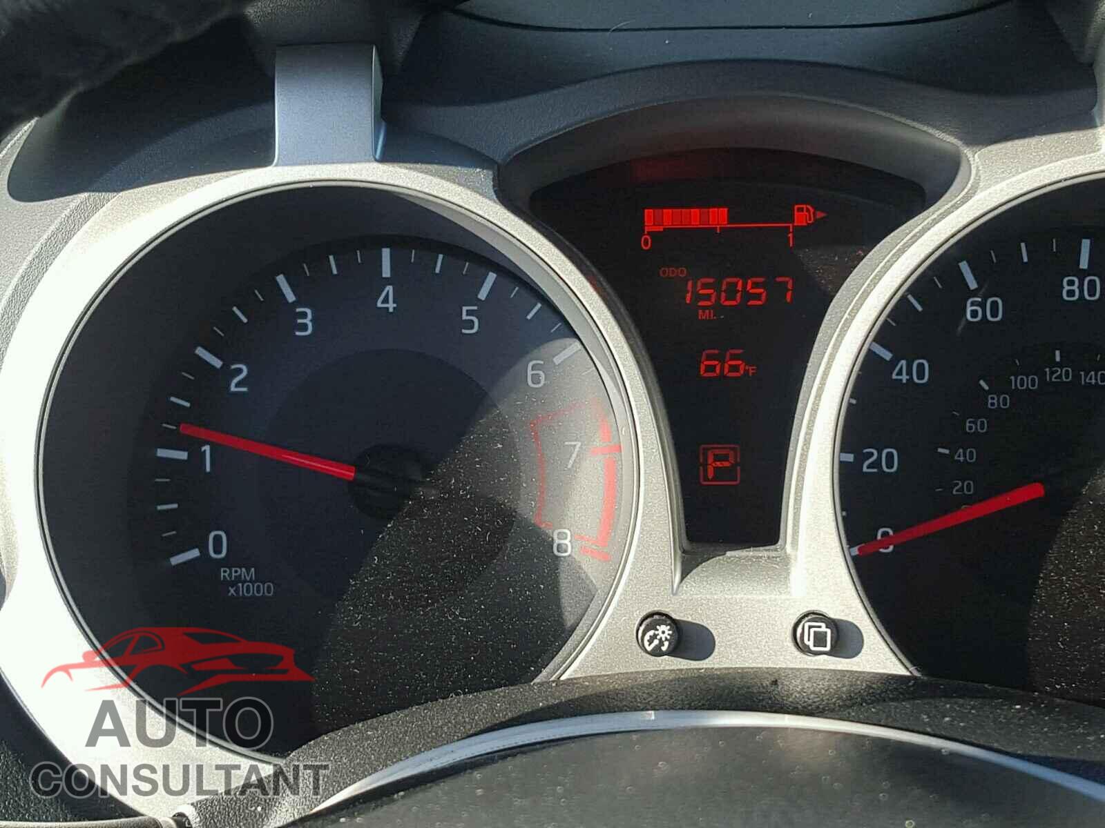 NISSAN JUKE 2017 - JN8AF5MR5HT700832