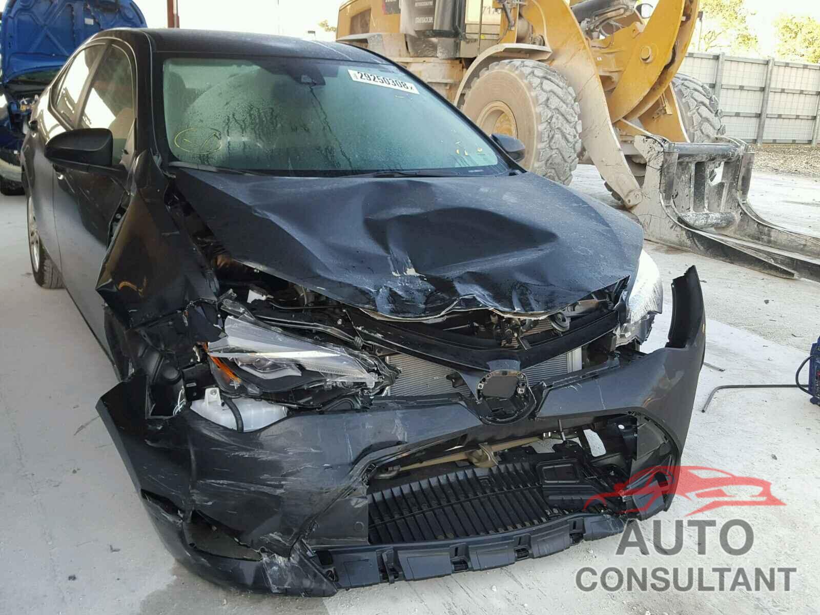 TOYOTA COROLLA 2018 - 5YFBURHE4JP769593