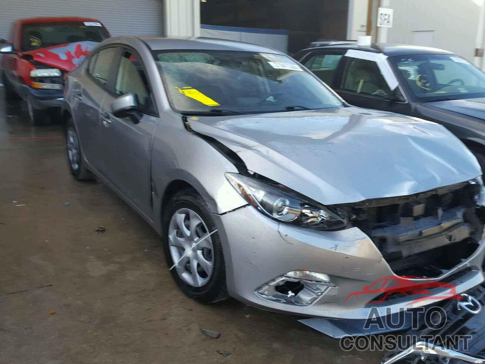 MAZDA 3 2015 - 3MZBM1U78FM138379