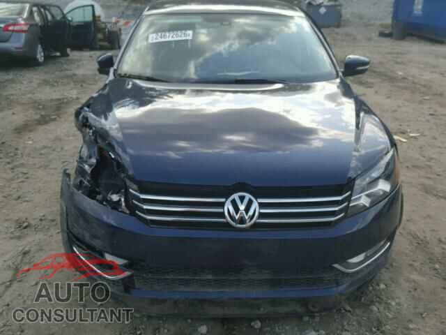 VOLKSWAGEN PASSAT 2015 - 1VWAT7A39FC097183