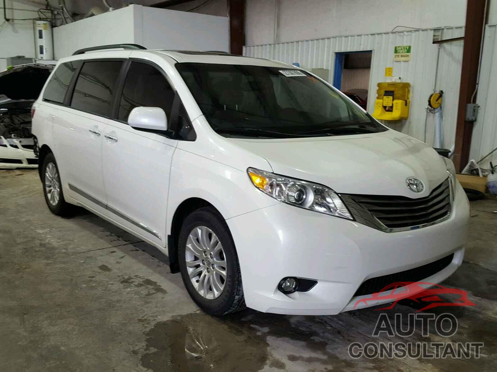 TOYOTA SIENNA 2015 - 5TDYK3DCXFS598705