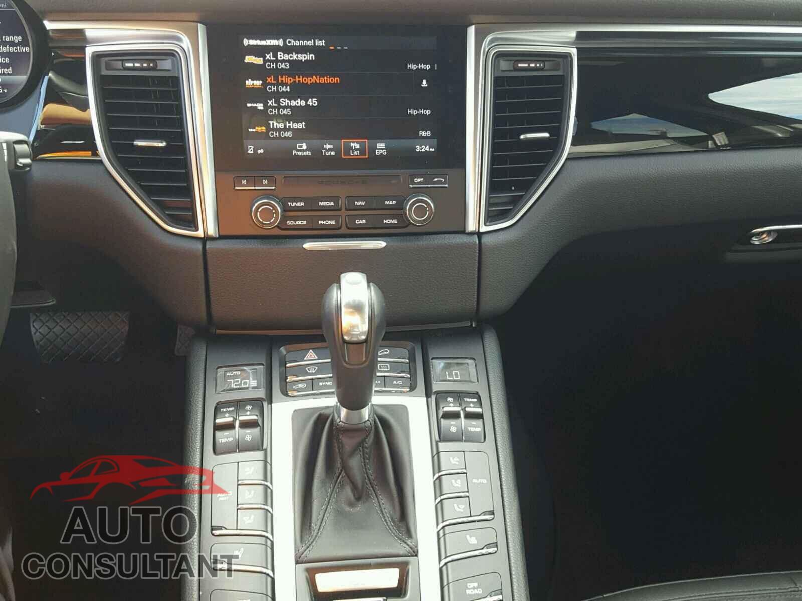 PORSCHE MACAN 2017 - WP1AA2A56HLB82061