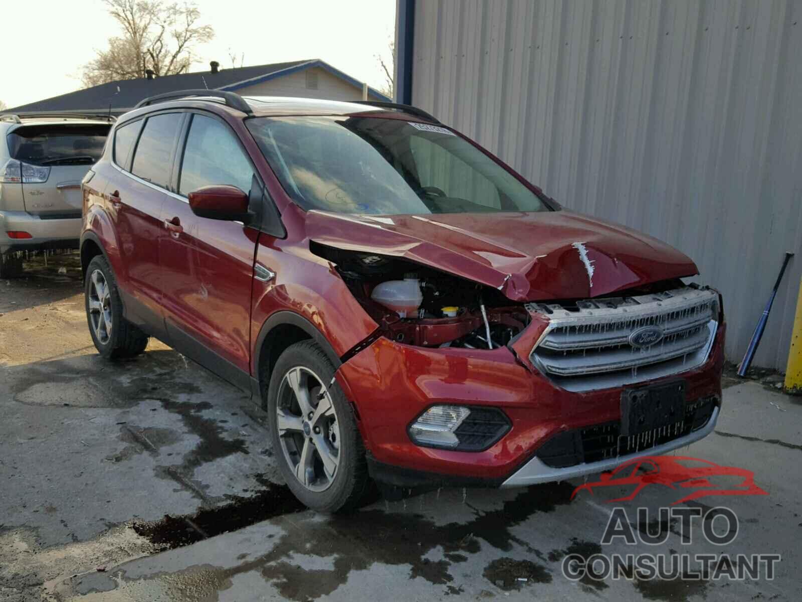 FORD ESCAPE 2017 - 1FMCU9GD4HUD34871