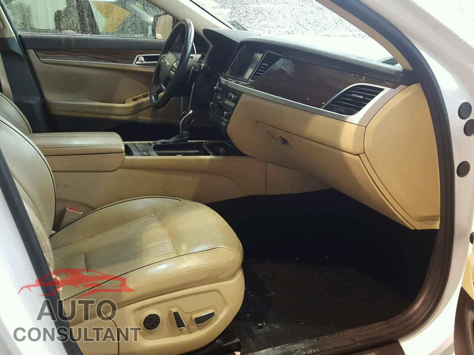 HYUNDAI GENESIS 2015 - KMHGN4JE1FU058973