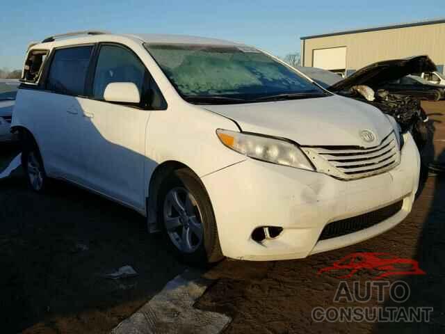 TOYOTA SIENNA 2015 - 5TDKK3DC7FS546051