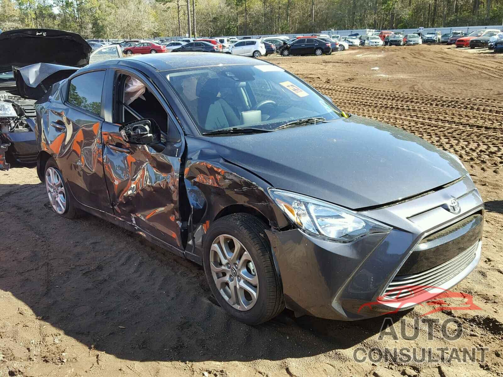 TOYOTA YARIS 2018 - 3MYDLBYV6JY309226