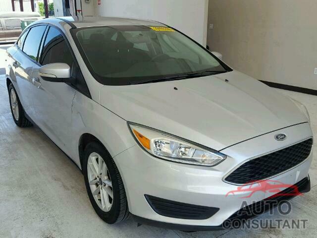 FORD FOCUS 2015 - 1FADP3F26FL260956