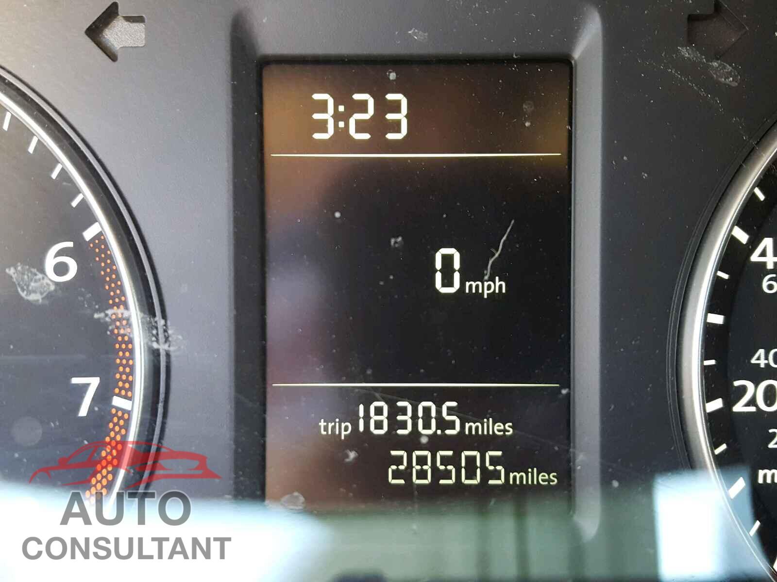 VOLKSWAGEN PASSAT 2015 - 1VWAT7A30FC114002