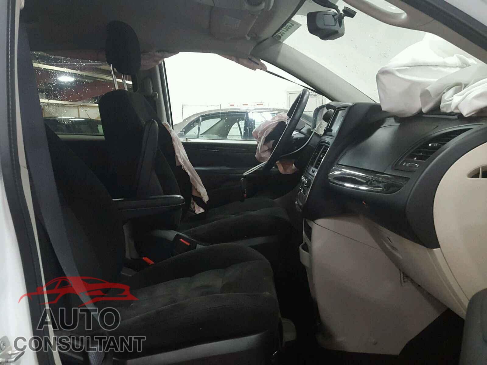 DODGE CARAVAN 2015 - 2C4RDGBG7FR678693
