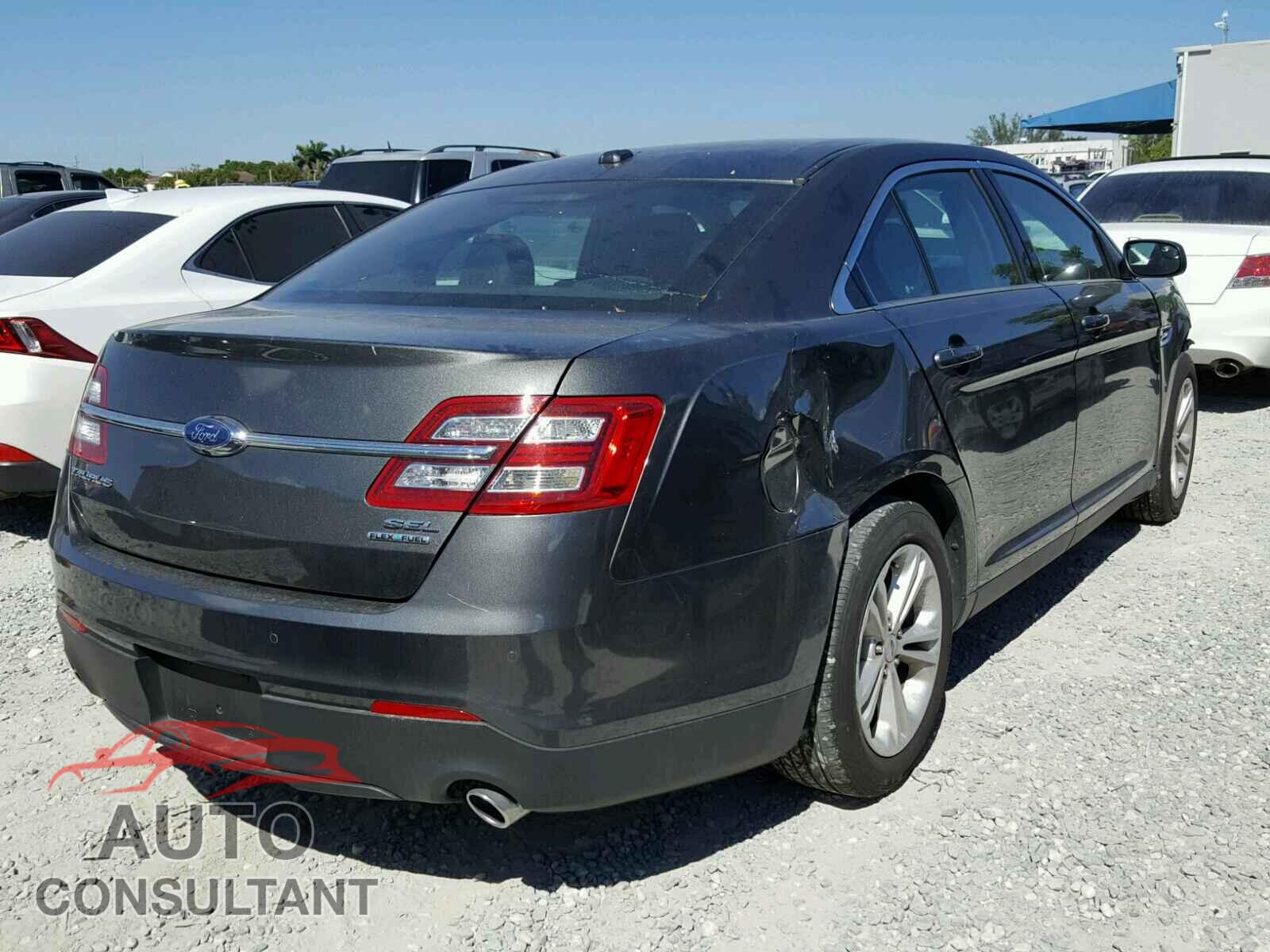 FORD TAURUS 2016 - 1FAHP2E89GG121609