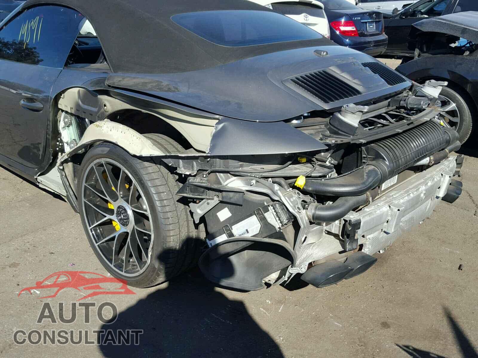 PORSCHE 911 2017 - WP0CD2A98HS178152