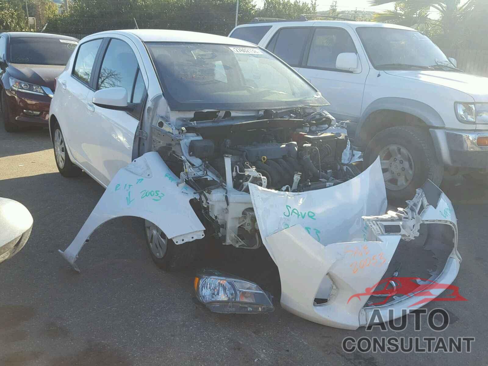 TOYOTA YARIS 2015 - VNKKTUD38FA040882