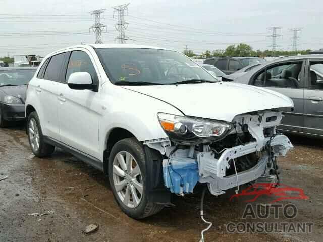 MITSUBISHI OUTLANDER 2015 - 1N4AA6AP8GC906055