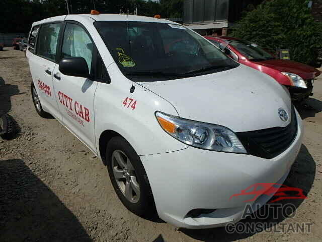 TOYOTA SIENNA 2013 - 5TDZK3DC0DS311986