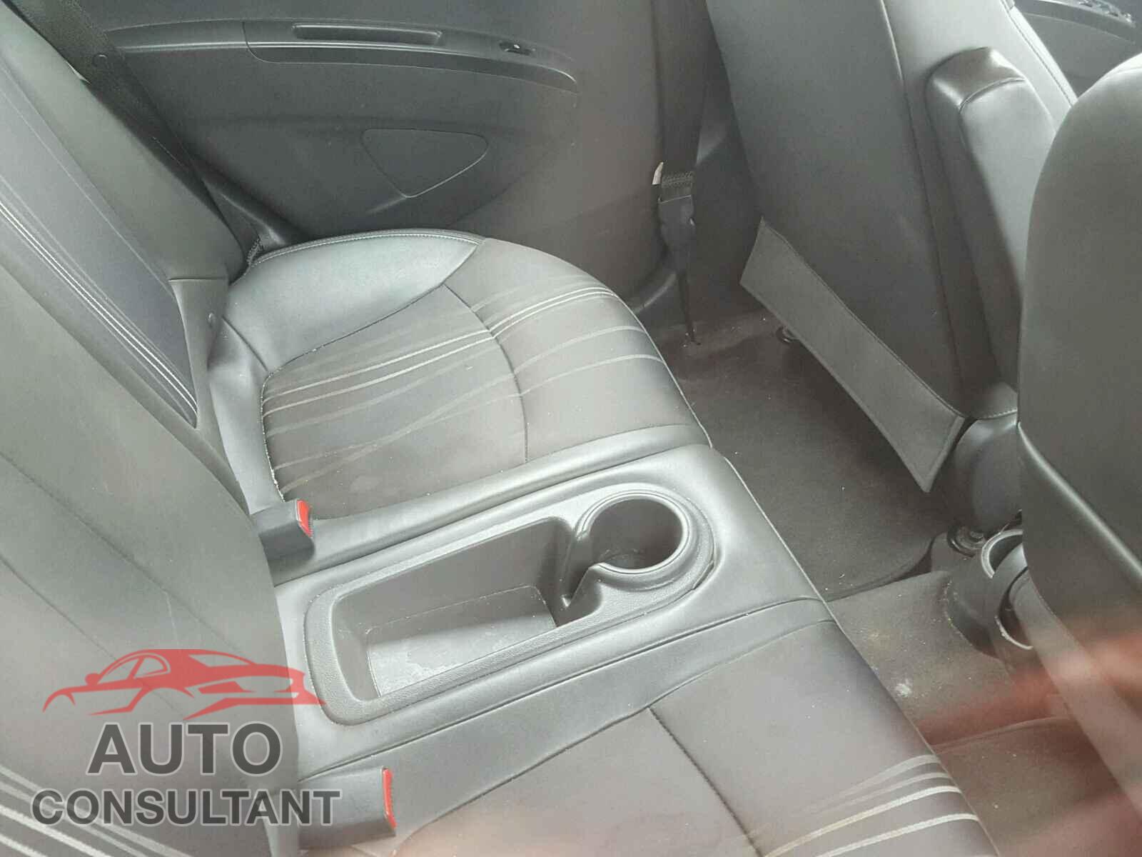 CHEVROLET SPARK 2015 - KL8CD6S99FC740033