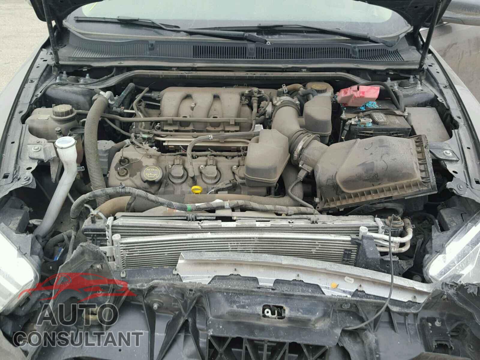 FORD TAURUS 2015 - 1FAHP2D89FG131752