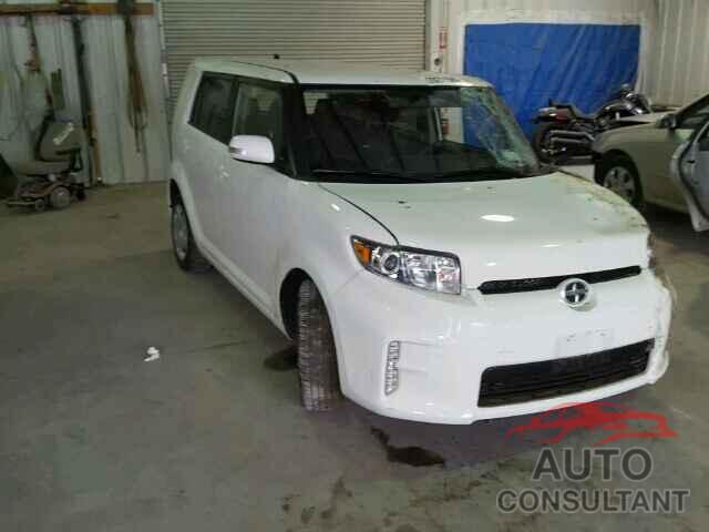 TOYOTA SCION 2015 - JTLZE4FE2FJ072196