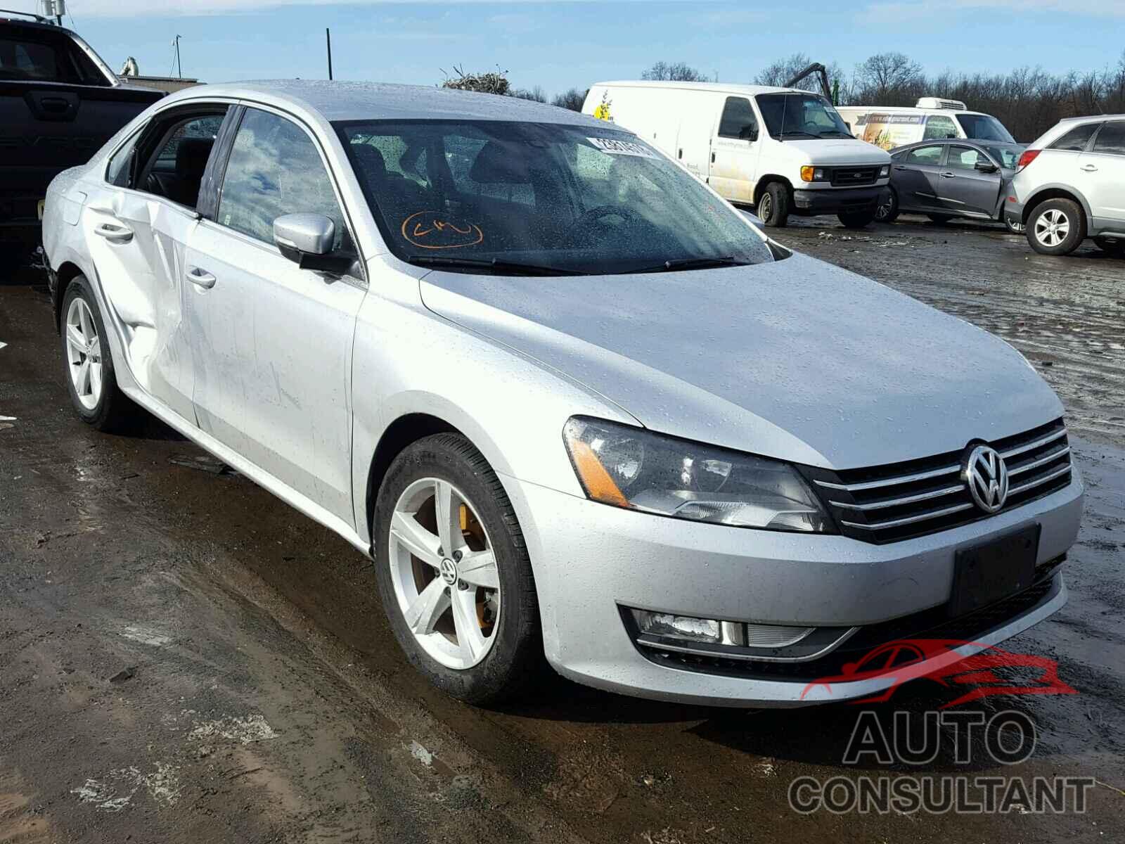 VOLKSWAGEN PASSAT 2015 - 1VWAT7A35FC082518