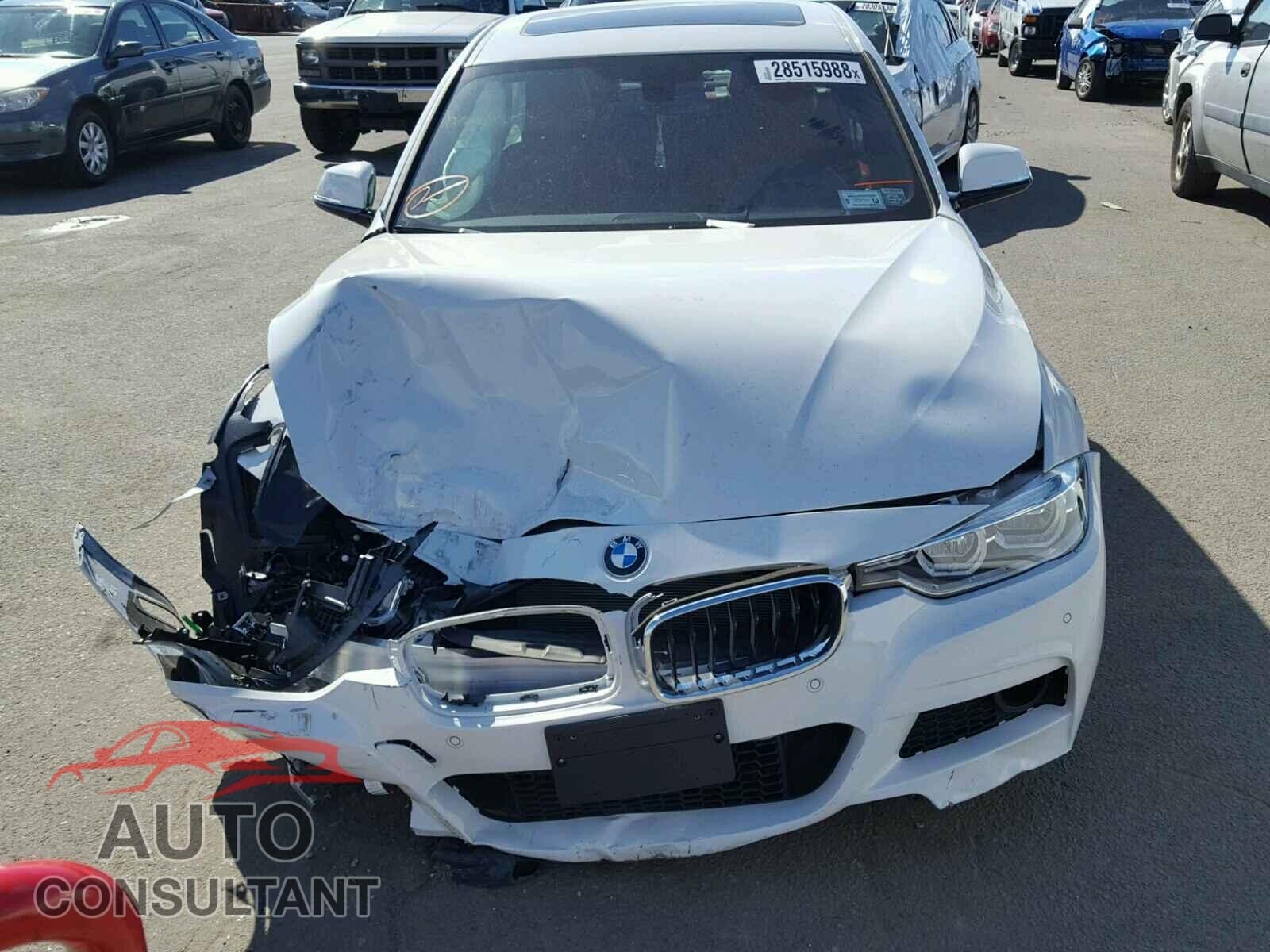 BMW 3 SERIES 2017 - WBA8D9G38HNU65472