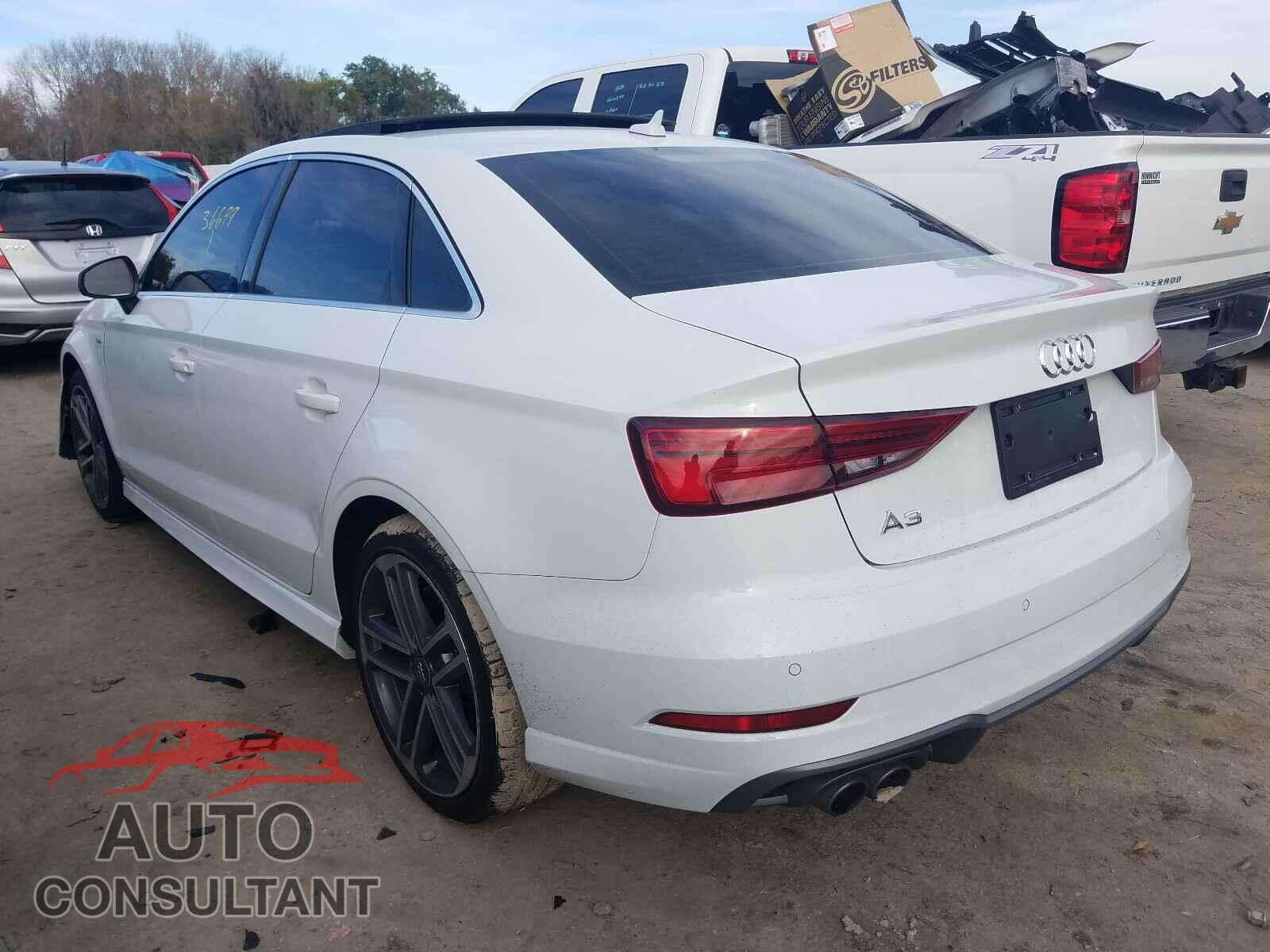 AUDI A3 2017 - WAUGUGFF7H1043762
