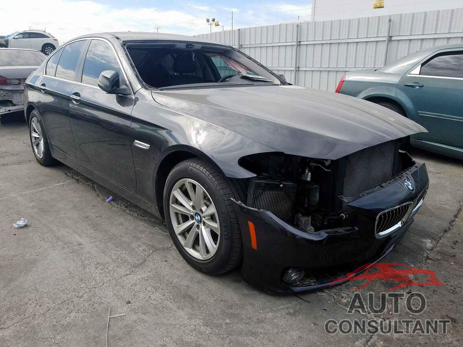 BMW 5 SERIES 2015 - 1C4PJLAB3GW126597