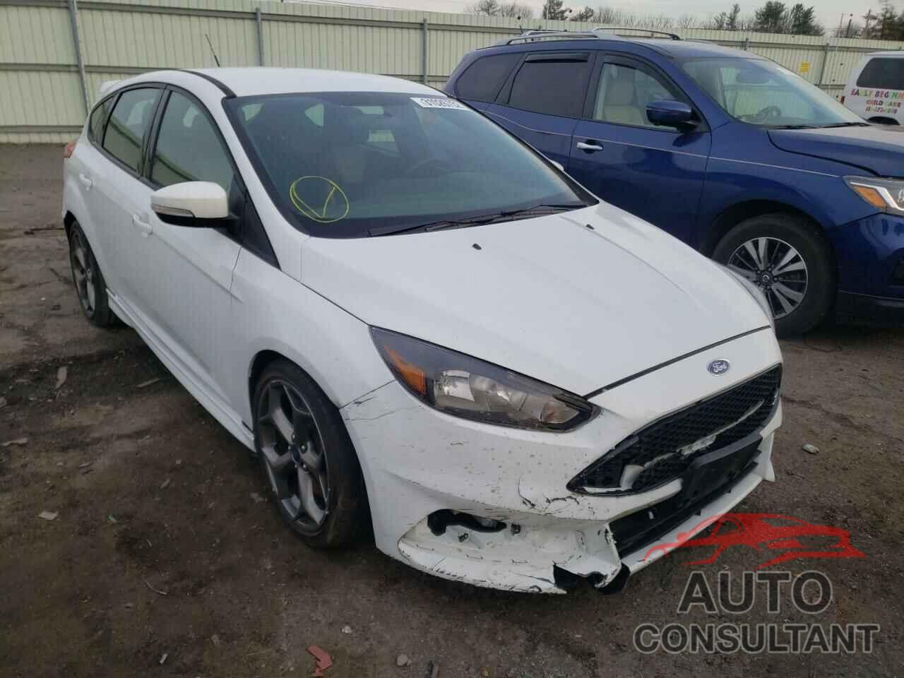FORD FOCUS 2018 - 1FADP3L91JL285211