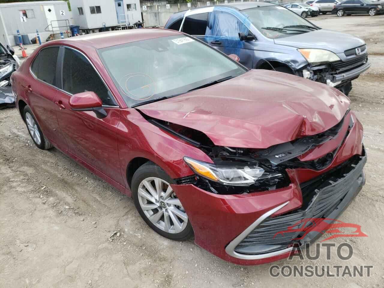 TOYOTA CAMRY 2022 - 4T1C11AKXNU646500