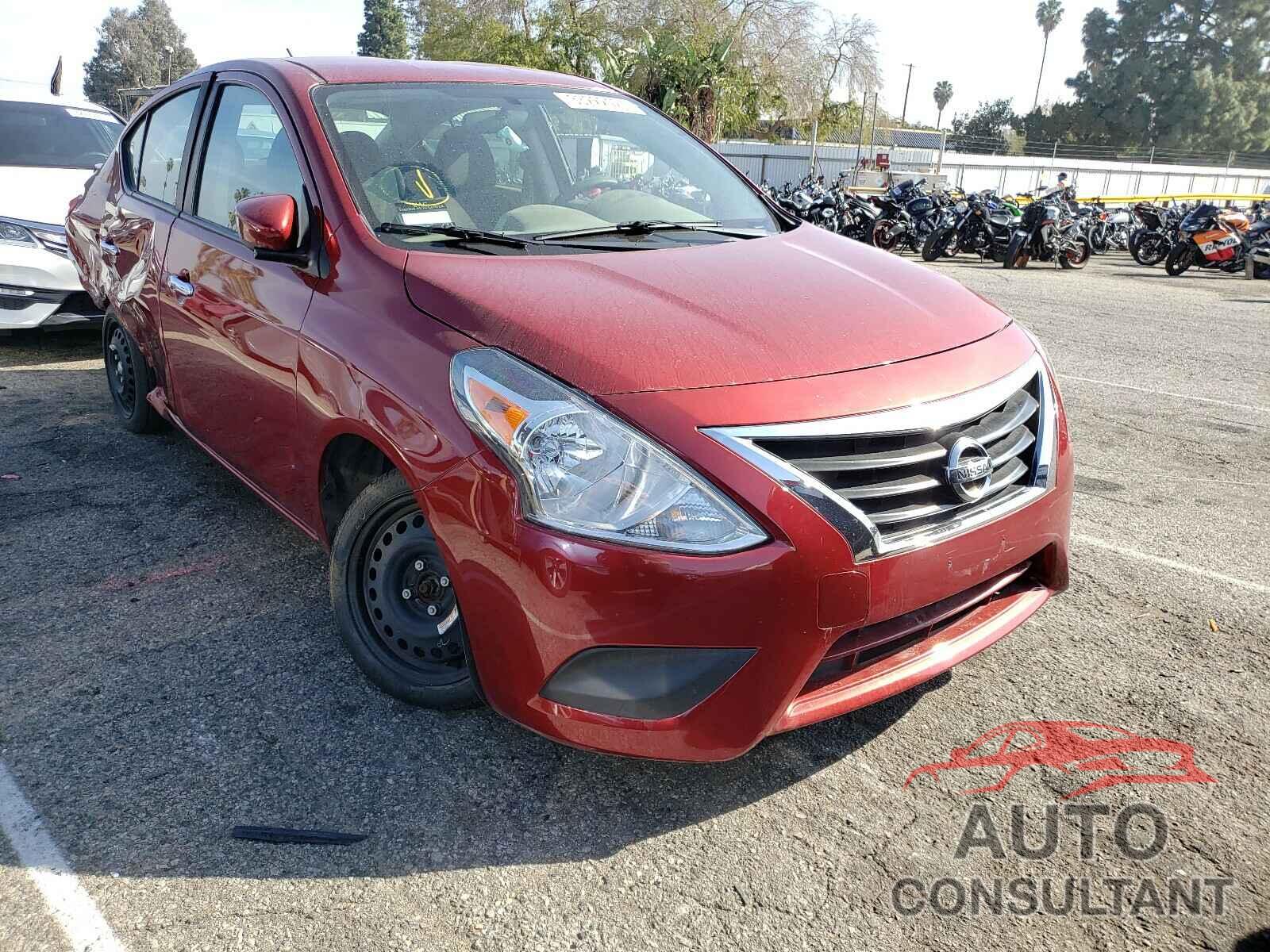 NISSAN VERSA 2018 - 3N1CN8FV8LL804458