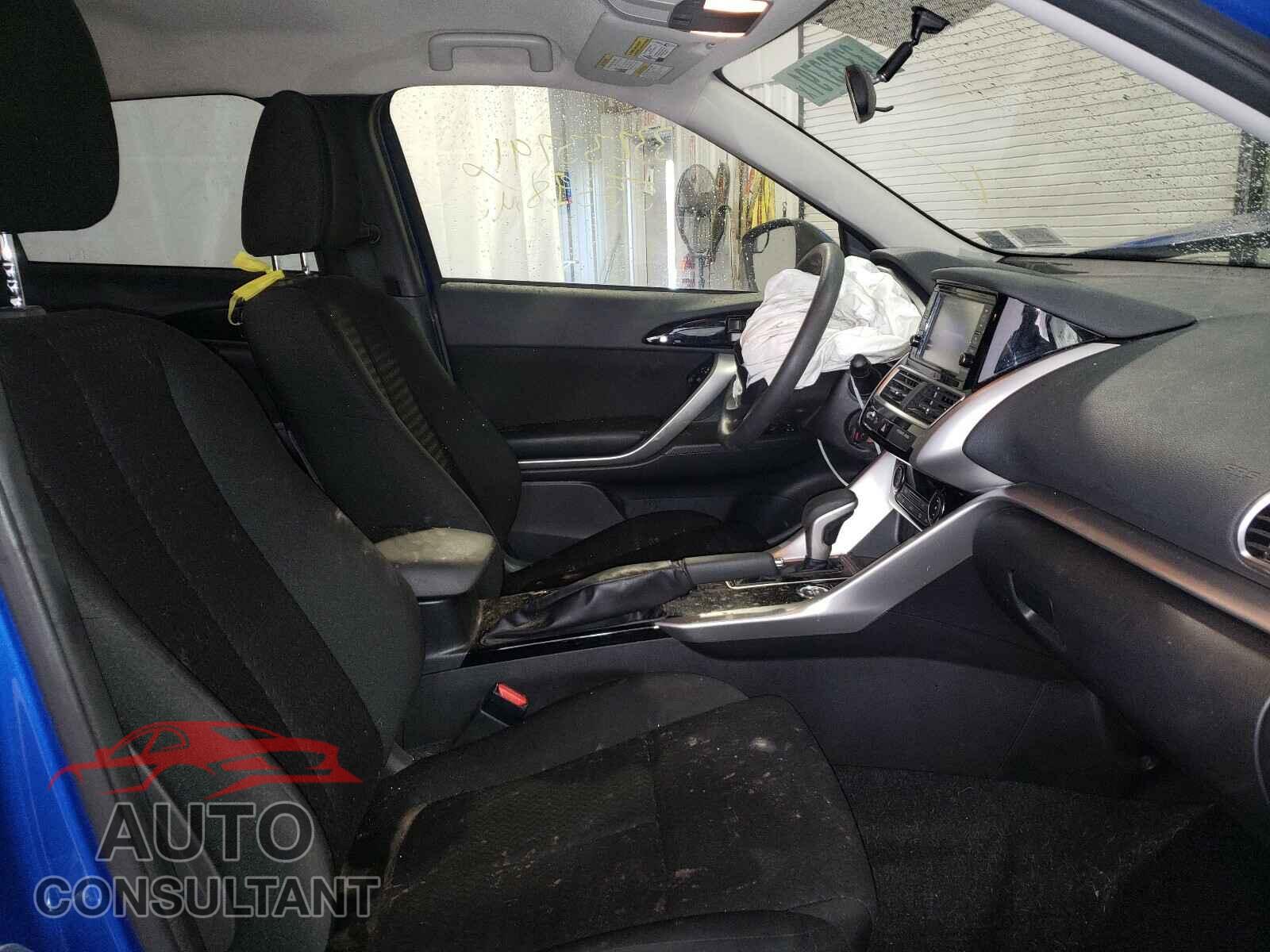 MITSUBISHI ECLIPSE 2018 - JA4AT3AA5JZ048685