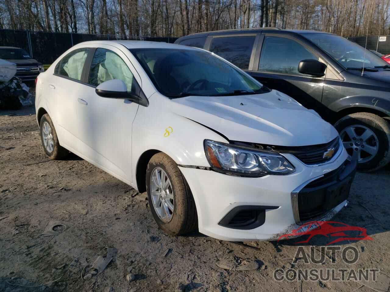 CHEVROLET SONIC 2017 - 1G1JD5SH9H4103147