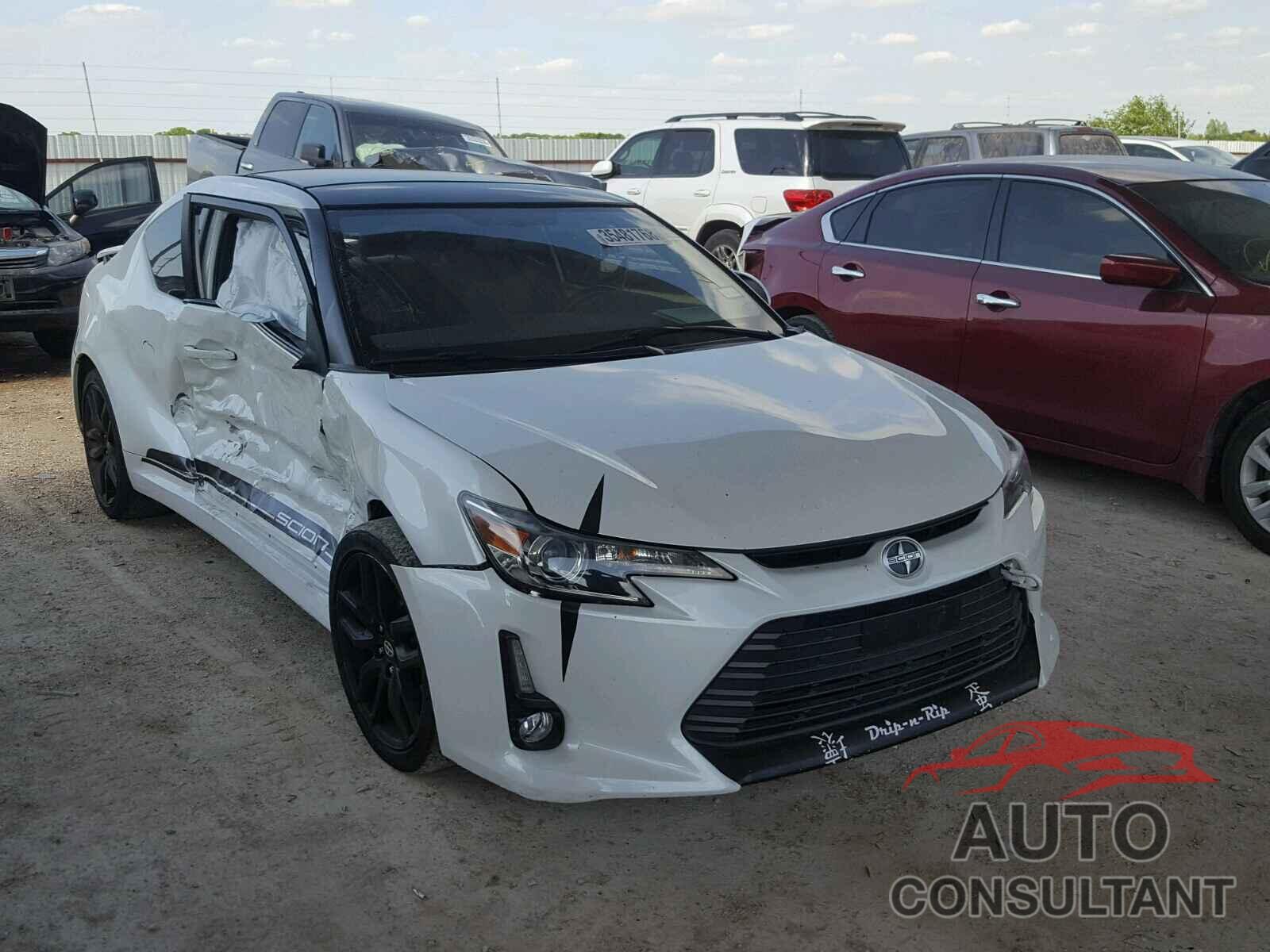 TOYOTA SCION 2015 - JTKJF5C77FJ003899