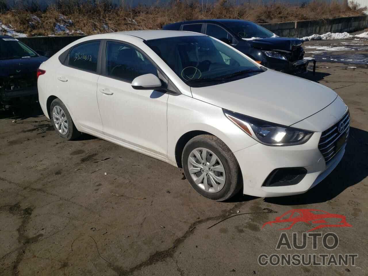 HYUNDAI ACCENT 2021 - 3KPC24A60ME135851