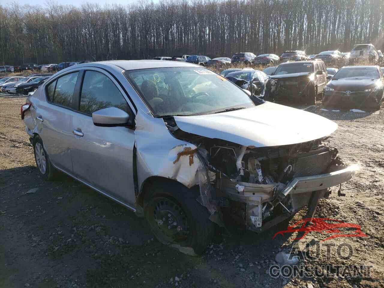 NISSAN VERSA 2019 - 3N1CN7AP4KL844263
