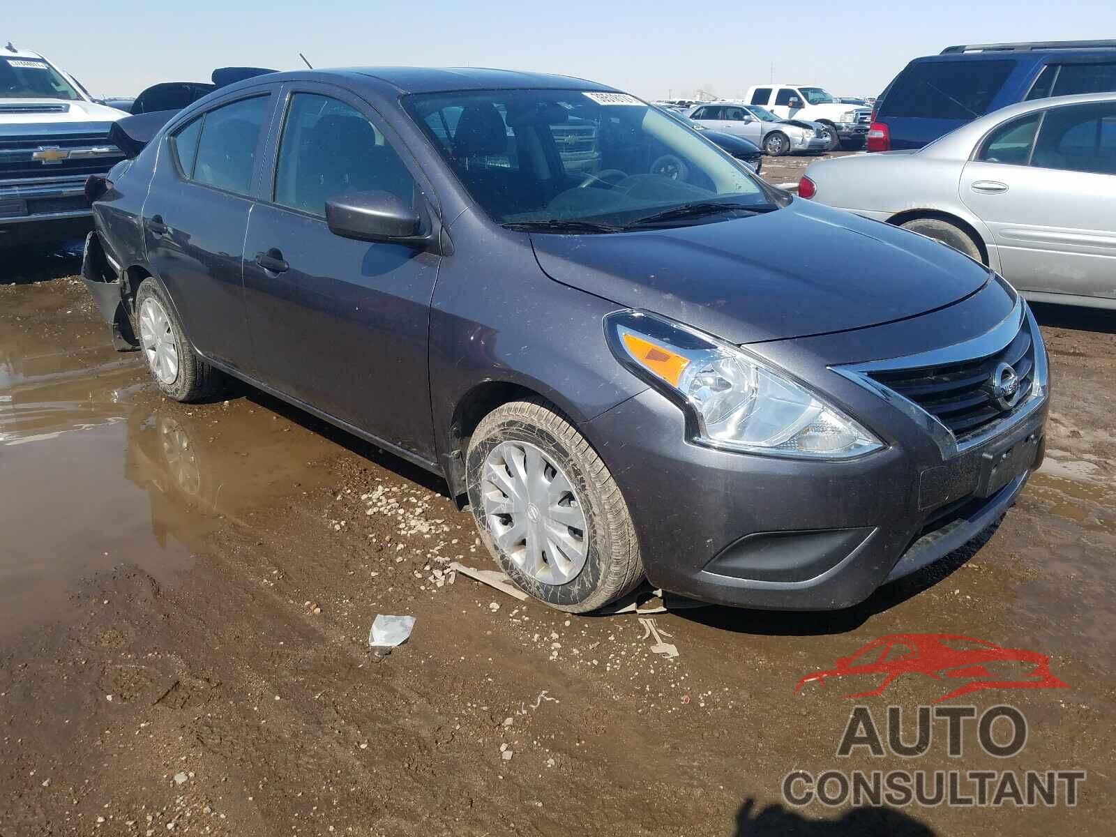 NISSAN VERSA 2018 - 3N1CN7AP0JL839981