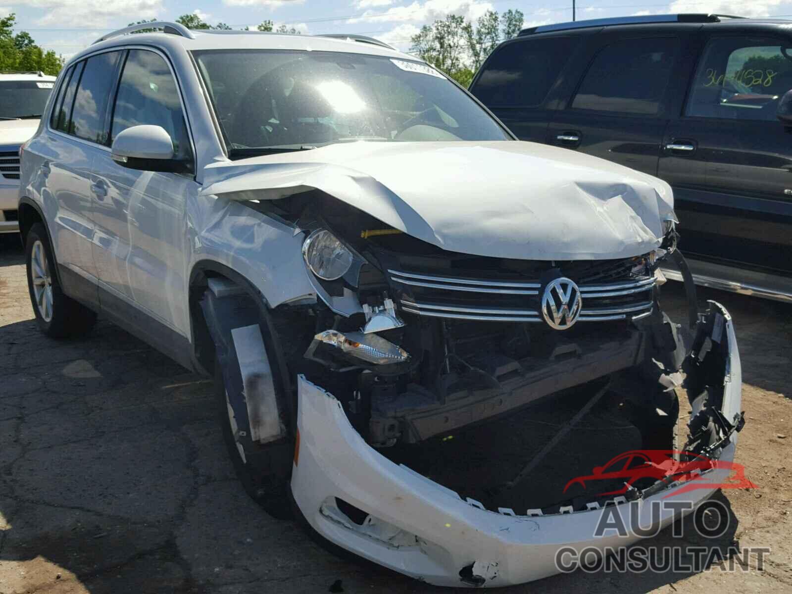 VOLKSWAGEN TIGUAN 2017 - WVGSV7AX0HW504275